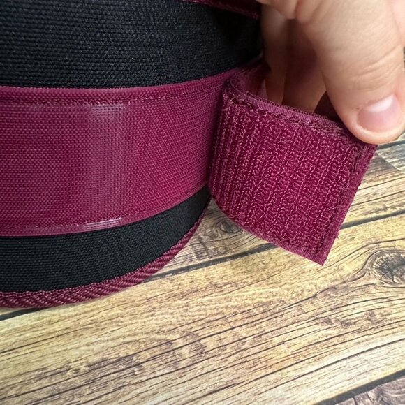 NWT Harbinger Foam Core Belt 4.5" for Lifting Size Small (Merlot) - Picture 4 of 14